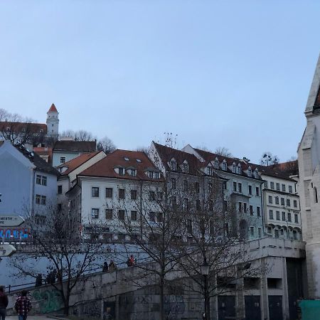 Pleasant Apartment Under The Bratislava Castle 外观 照片